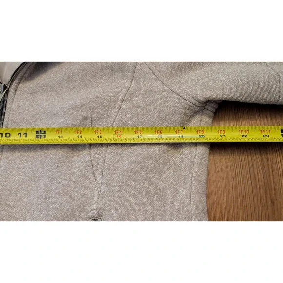 1 Madison Expedition Size L Faux Fur Lined  Hood Sweater Cozy Jacket Winter Snow - Picture 6 of 9